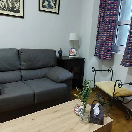 Centrico Luada شقة *